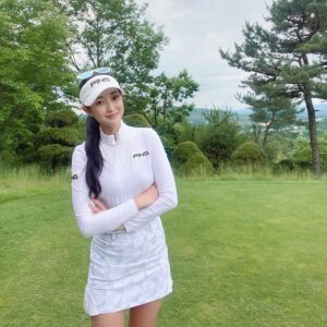 지승은 여자 치마